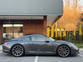 Porsche 911 Carrera 4s