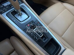 Porsche 911 Carrera 4s slika 32