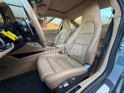 Porsche 911 Carrera 4s slika 24