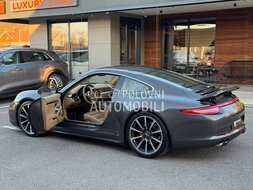 Porsche 911 Carrera 4s slika 18