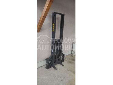 Bobcat still 2m   2t.