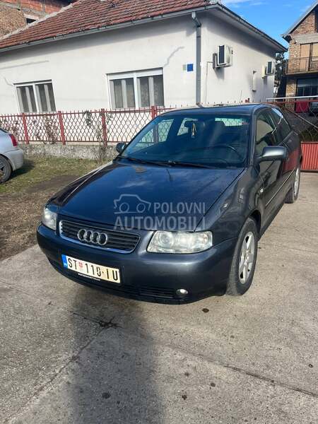 Audi A3 reg do 4.2.2027