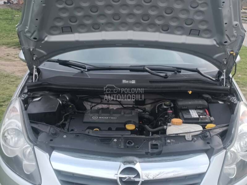 Opel Corsa D 1.2ben
