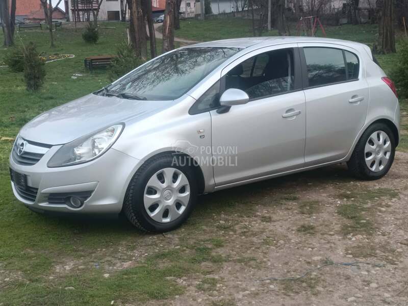 Opel Corsa D 1.2ben