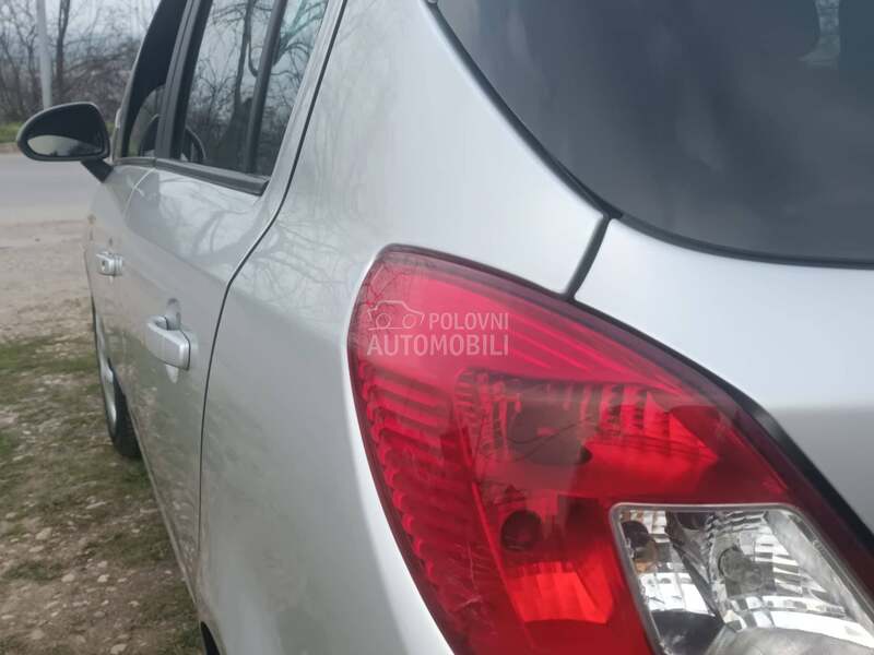 Opel Corsa D 1.2ben