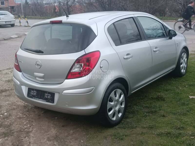 Opel Corsa D 1.2ben