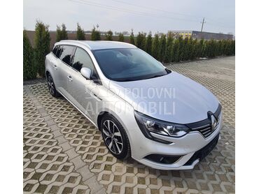 Renault Megane 1.3 TCe - BOSE