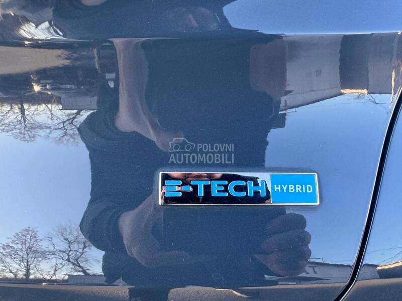 Renault Captur 1.6 E-TECK