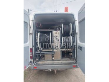 Mercedes Benz Sprinter 414