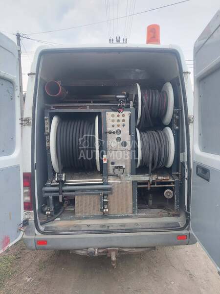 Mercedes Benz Sprinter 414