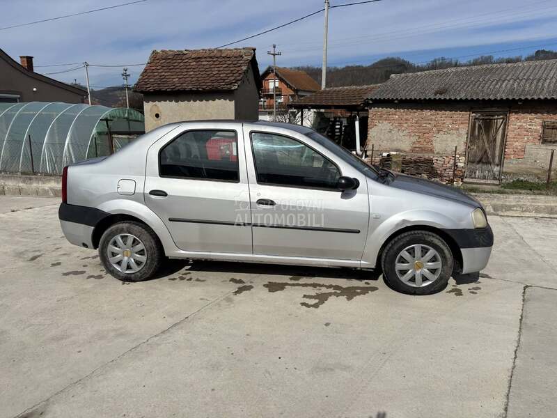 Dacia Logan 