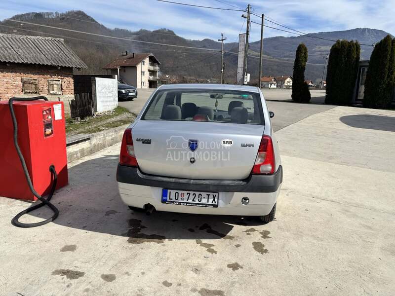 Dacia Logan 