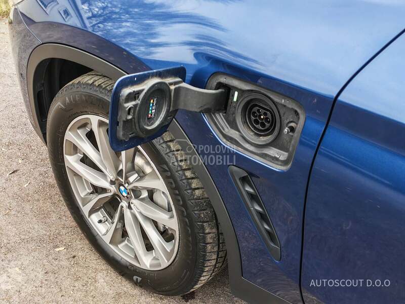BMW X3 xDrive30e
