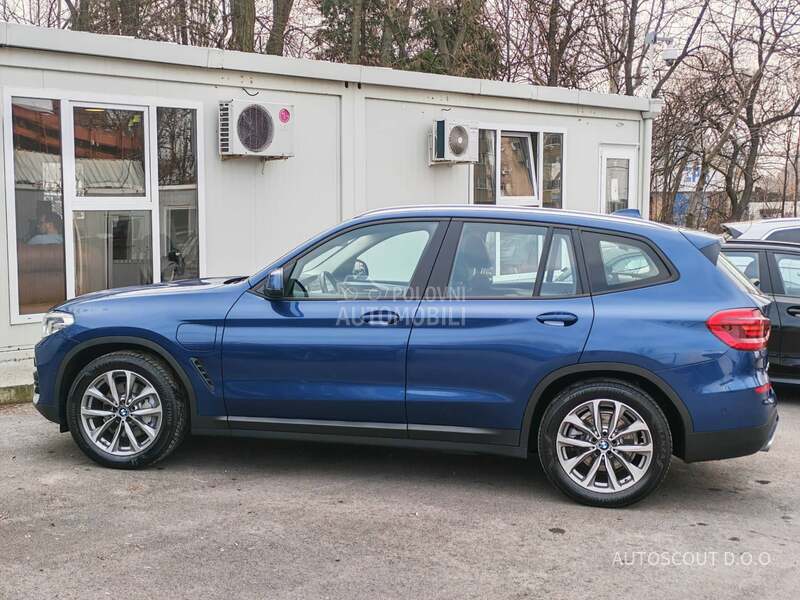 BMW X3 xDrive30e