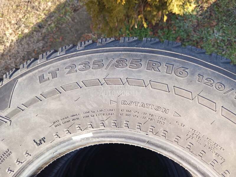 Nokian 235/85 R16 Sve sezone