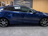 Volvo V40 /2.0 D4//PANO//KAM