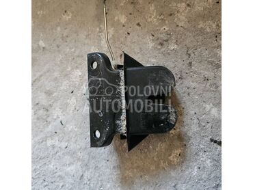 Brava gepeka za Audi A4 od 1994. do 2001. god.