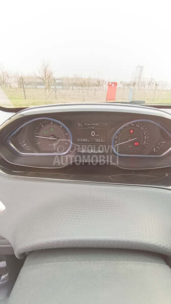 Peugeot 2008 1.6 HDI
