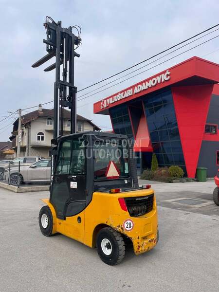 Jungheinrich 3.5 tona Triplex