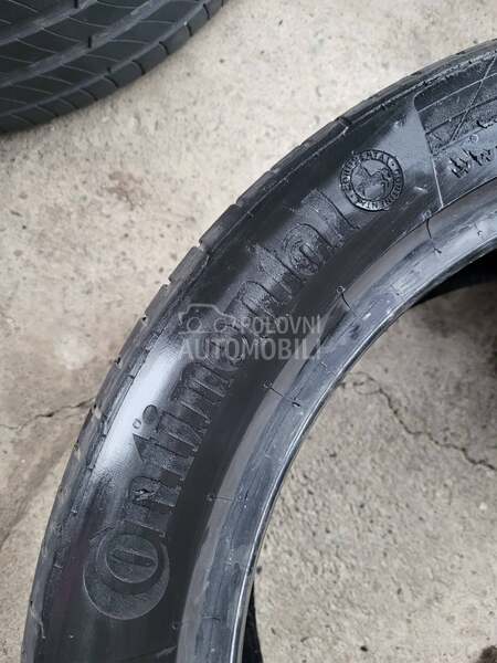 Continental 235/45 R18 Letnja