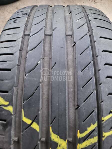 Continental 235/45 R18 Letnja