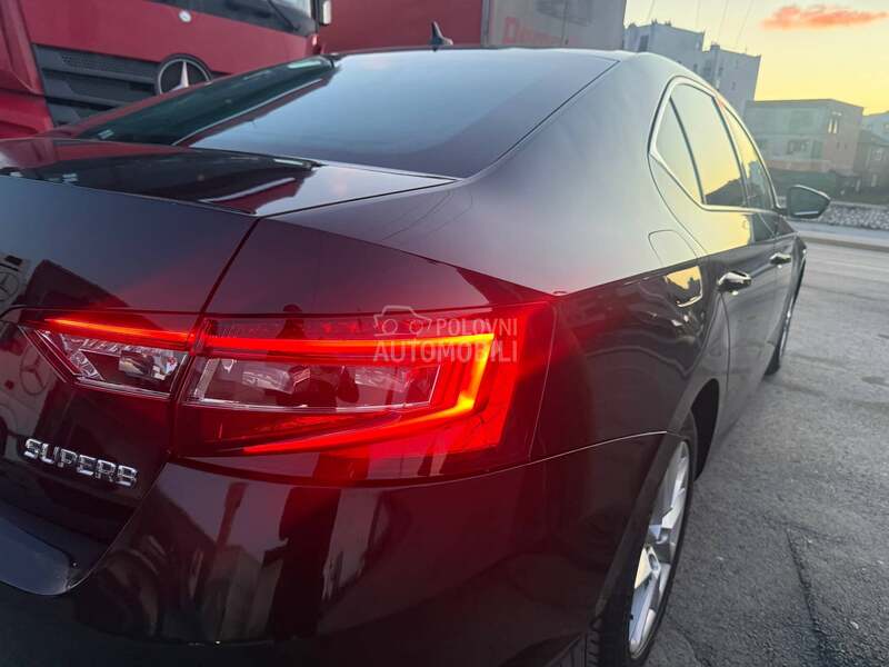Škoda Superb 
