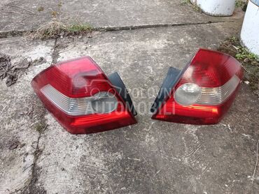 Megan 2 sedan stop lampa za Renault Megane od 2002. do 2006. god.