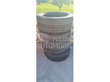 Continental 225/45 R19 Letnja
