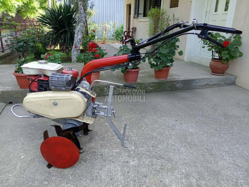 Honda F 420 očuvana