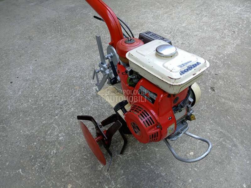 Honda F 420 očuvana