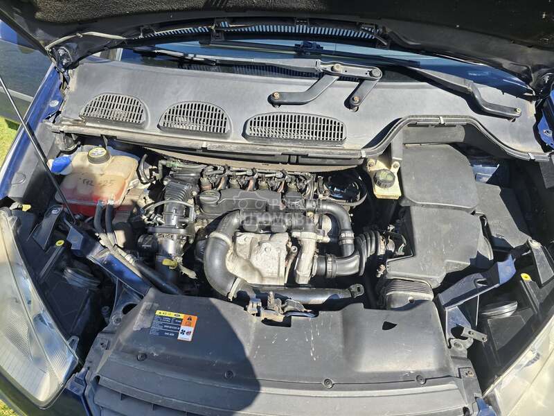 Ford C-Max 1.6.