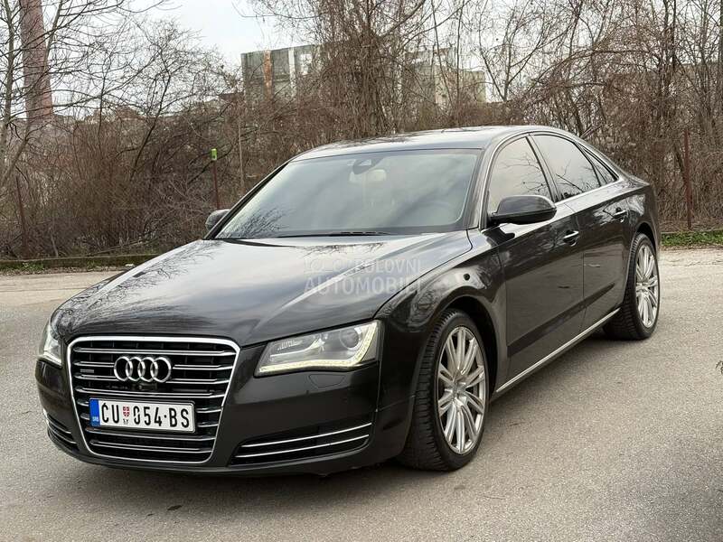 Audi A8 3.0 S line
