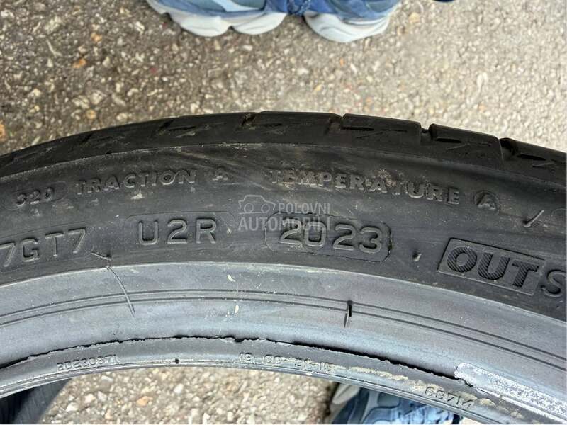 Bridgestone 225/40 R18 Letnja