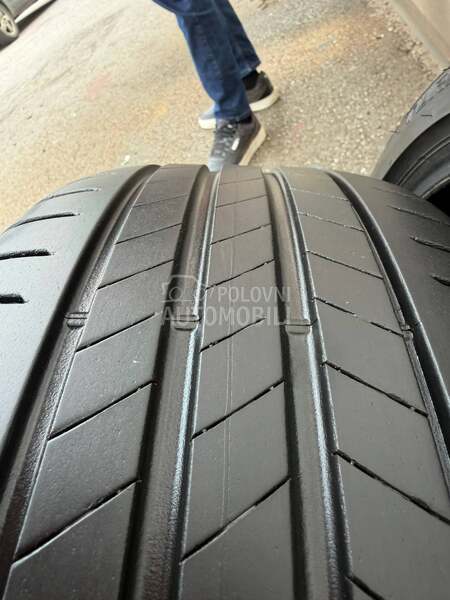Bridgestone 225/40 R18 Letnja