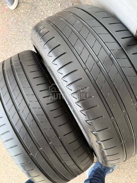 Bridgestone 225/40 R18 Letnja