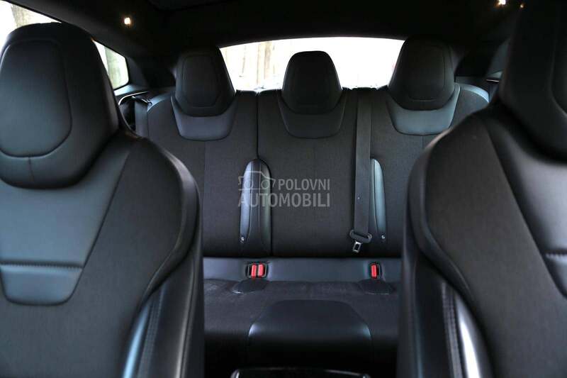 Tesla Model S 75d s