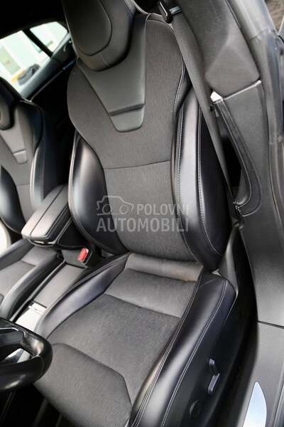 Tesla Model S 75d s