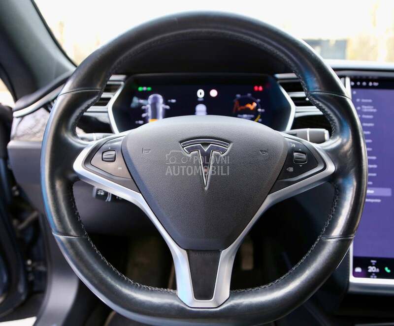 Tesla Model S 75d s