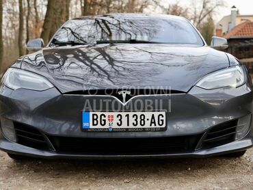 Tesla Model S 75d s