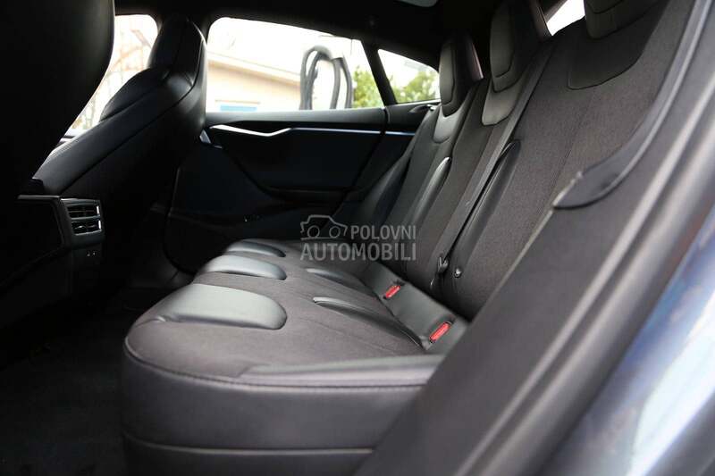 Tesla Model S 75d s