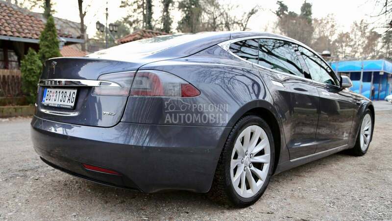 Tesla Model S 75d s