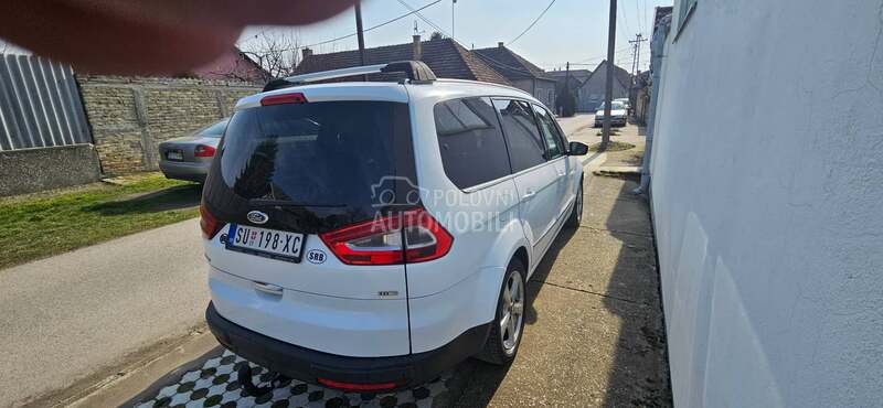 Ford Galaxy 2.0 TDCI