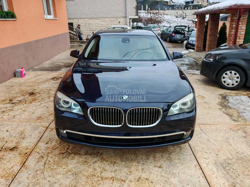 BMW 730 