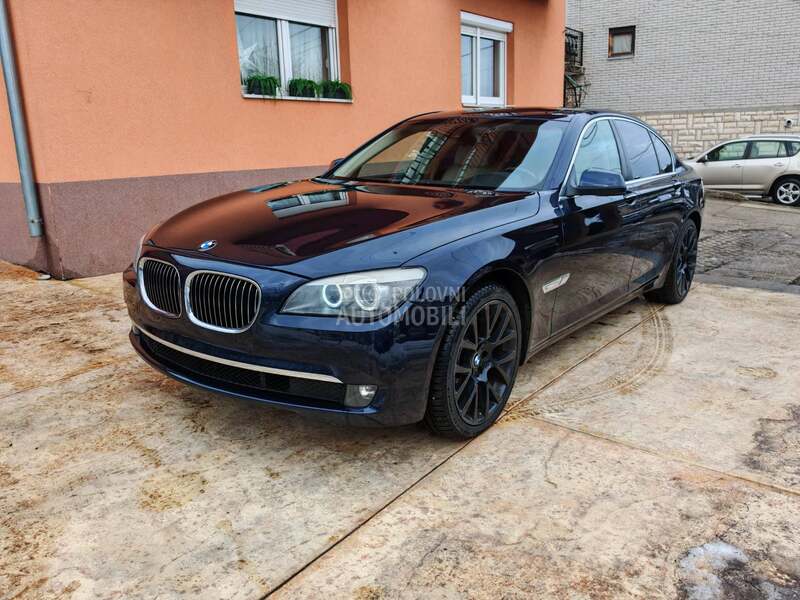 BMW 730 