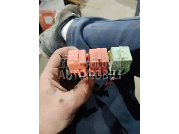 relej za BMW Serija 5 od 2003. do 2010. god.