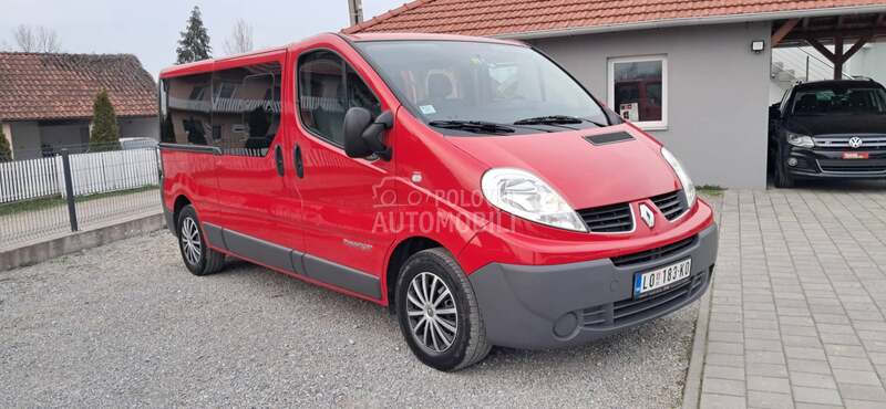Renault Trafic 2.5 DCI 150