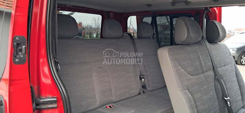 Renault Trafic 2.5 DCI 150