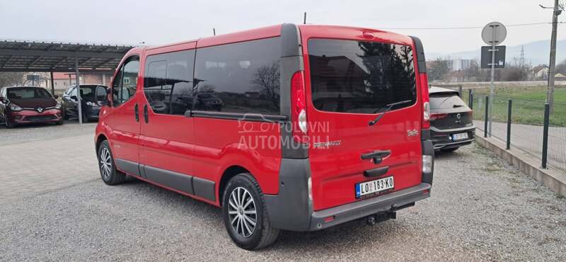 Renault Trafic 2.5 DCI 150
