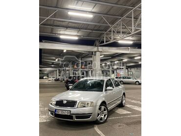 Škoda Superb 2.8 30v