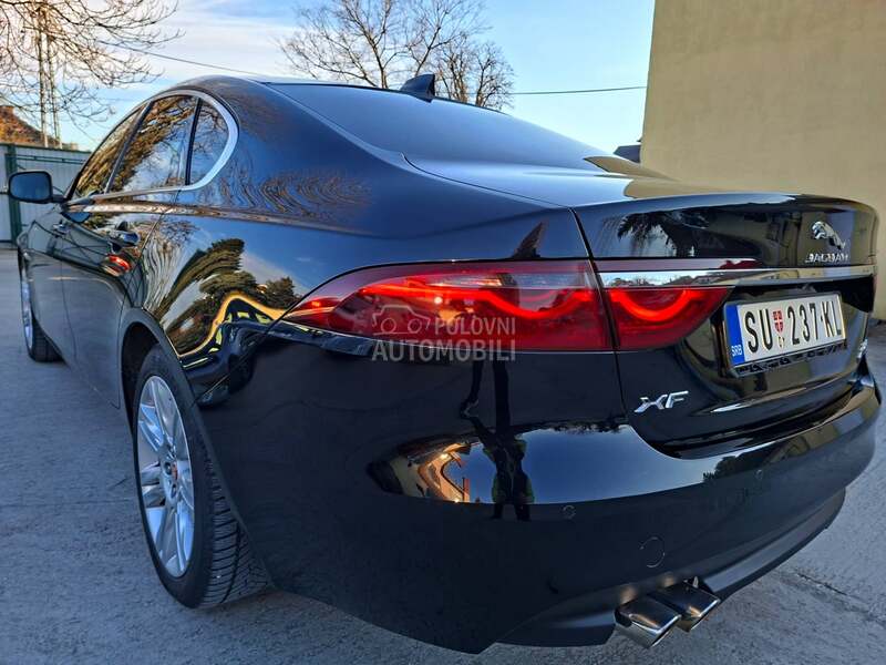 Jaguar XF PROČITATI TEXT